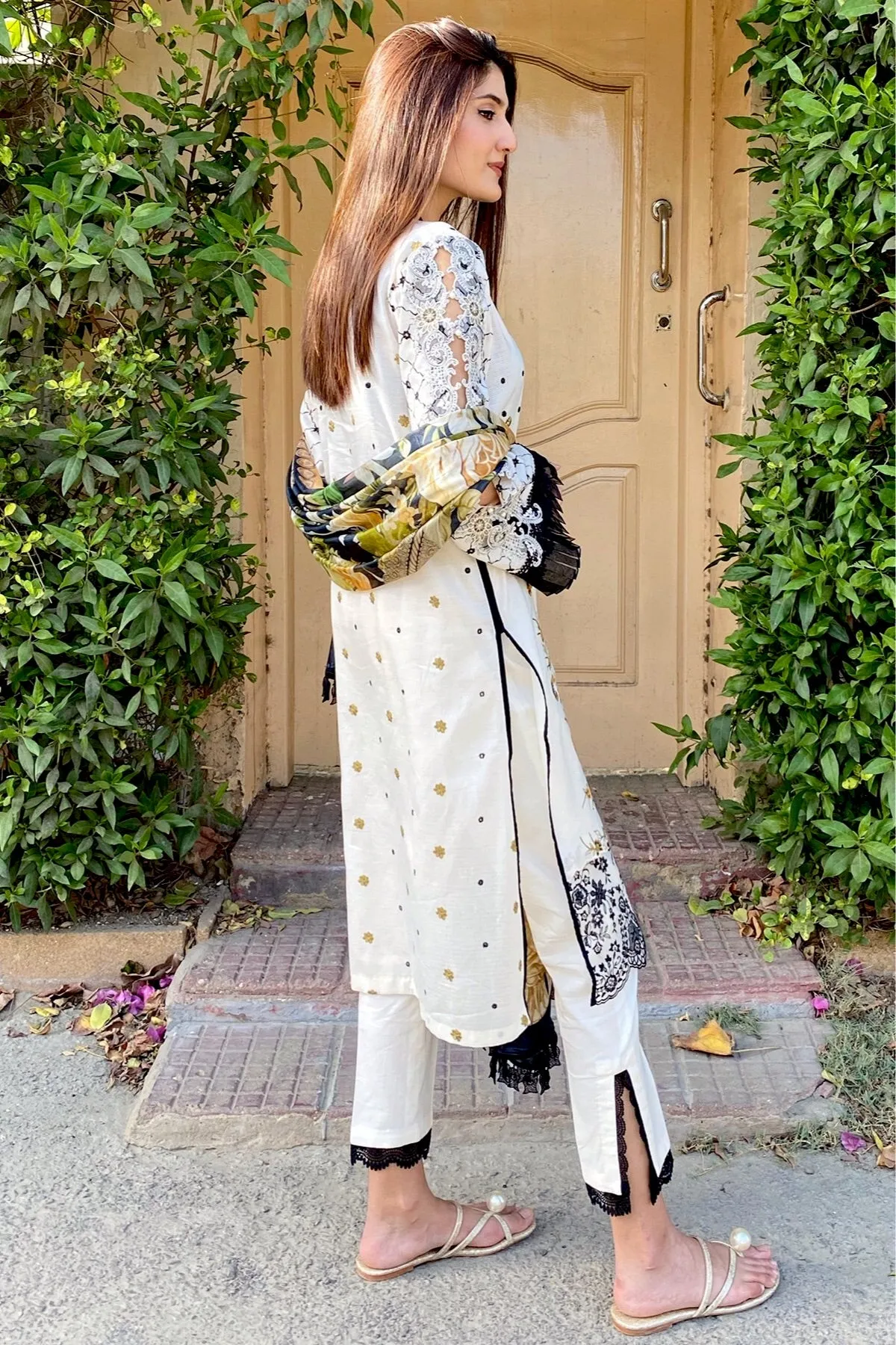 Jade Grandeur Luxury Lawn Collection – GL-19820