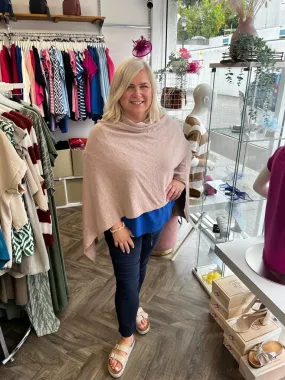KERRY Knitted Poncho