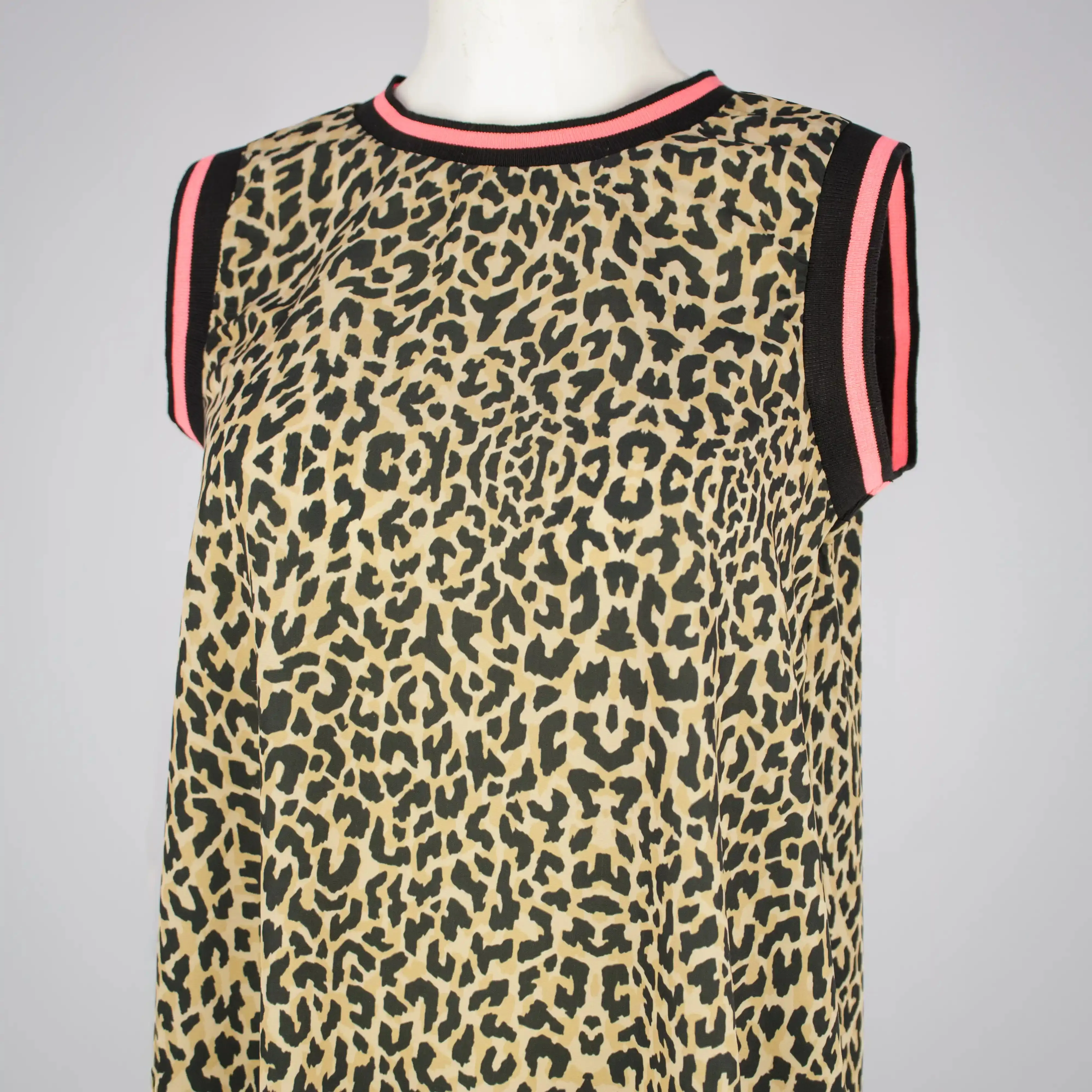 LEEZY Leopard Neon Pink Blk Stripe