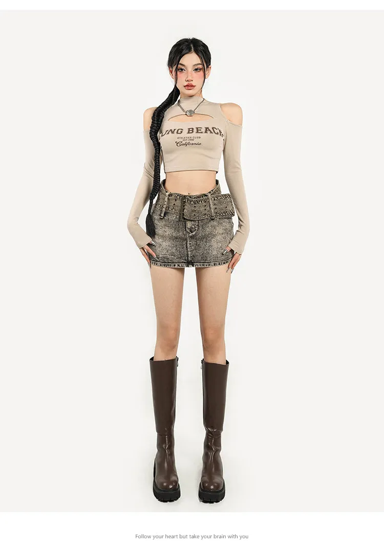 LONG BEACH Graphic Letter Print turtleneck Cut Out Crop Top