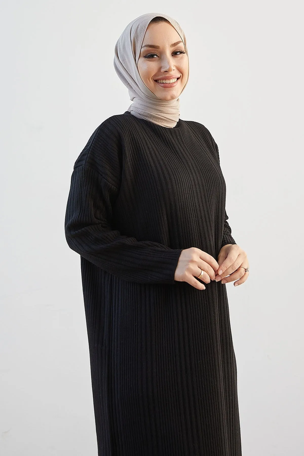 MDS Women Arissa Fisherman Collar Long Knit Dress - Black - Dragash