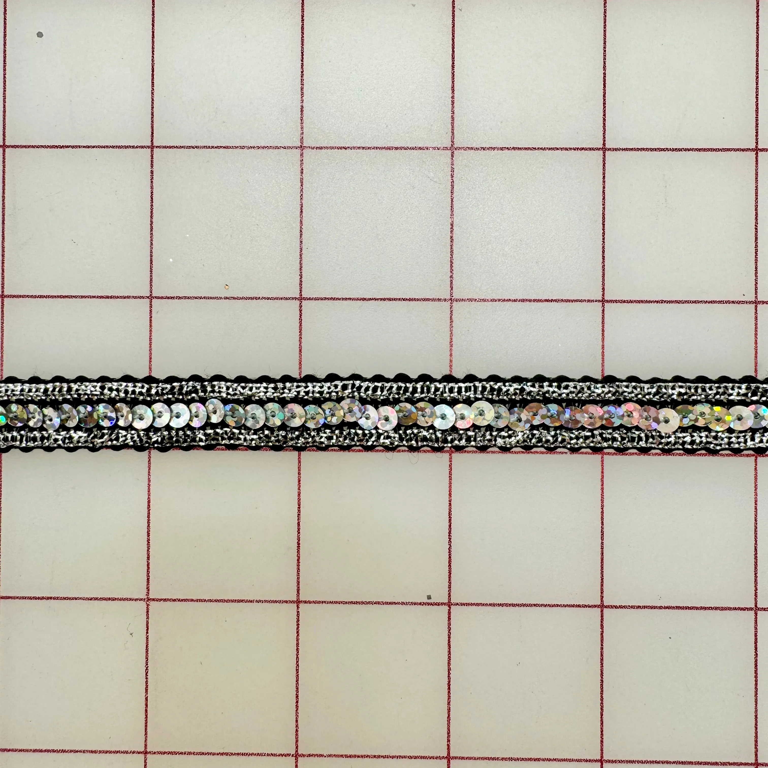 Metallic Trim - 1/2-inch Sequin Trim Silver