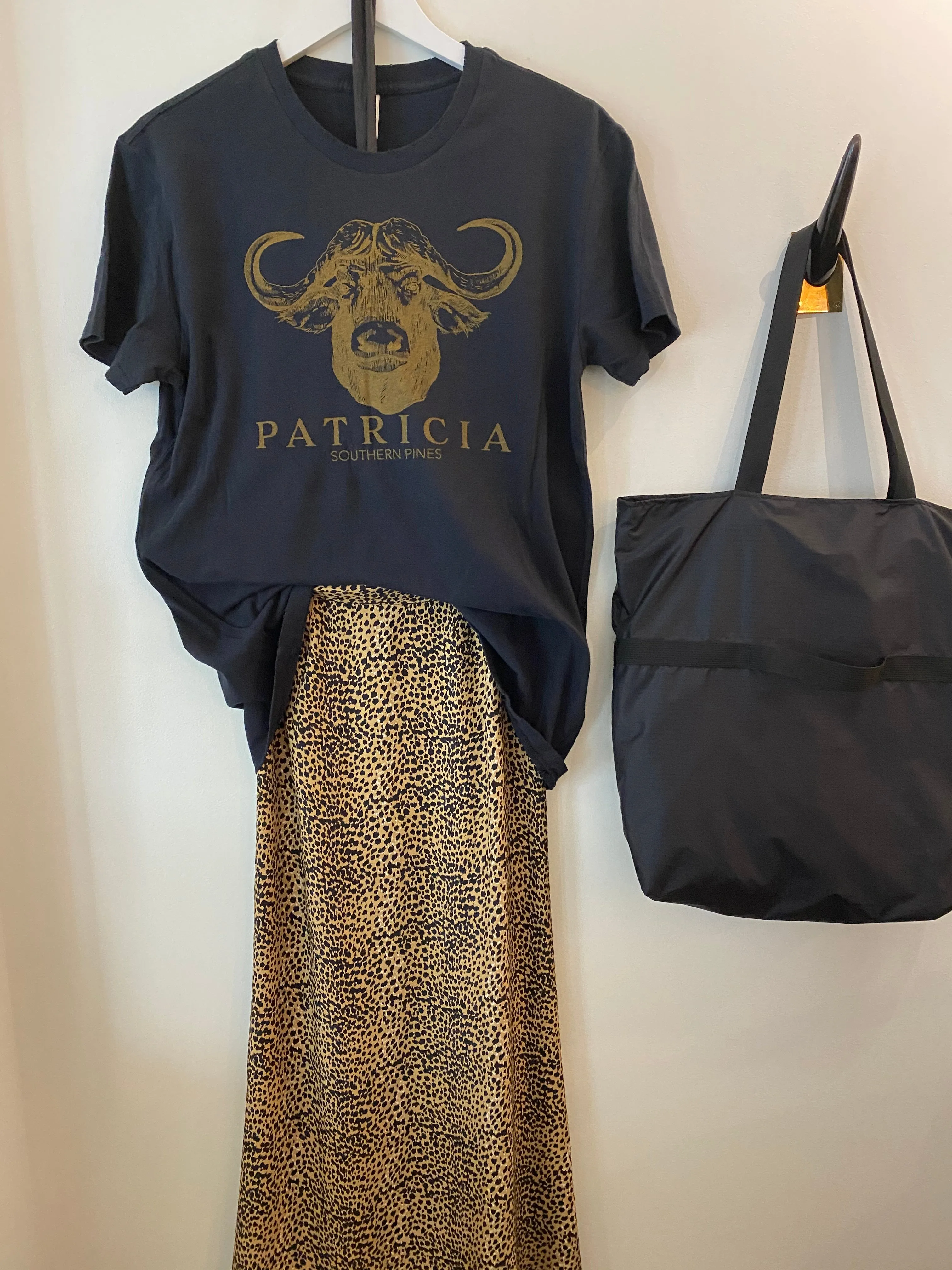 PATRICIA Graphic T Black w/ Brown Logo