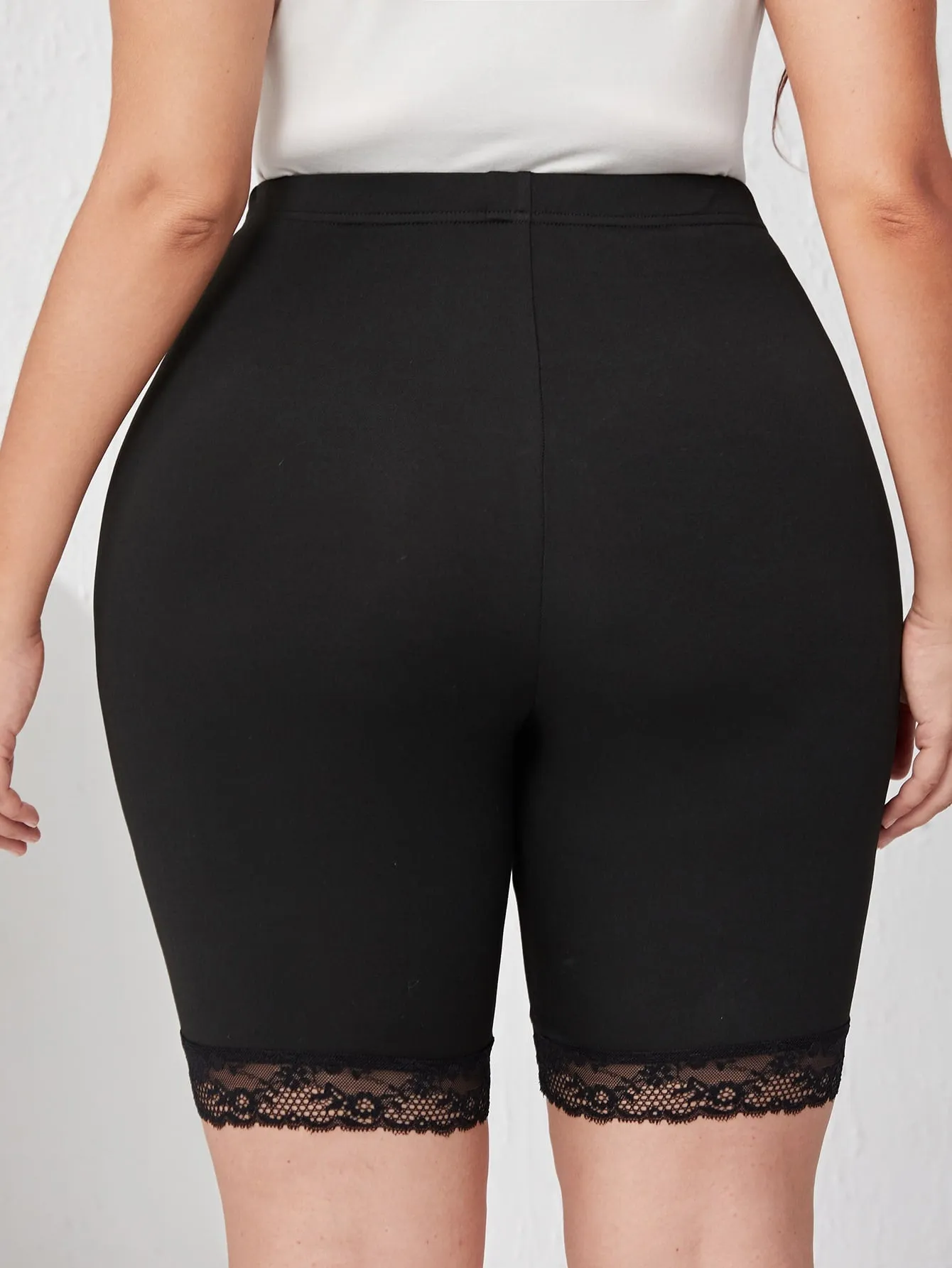 Plain Contrast Lace Short Plus Size Leggings