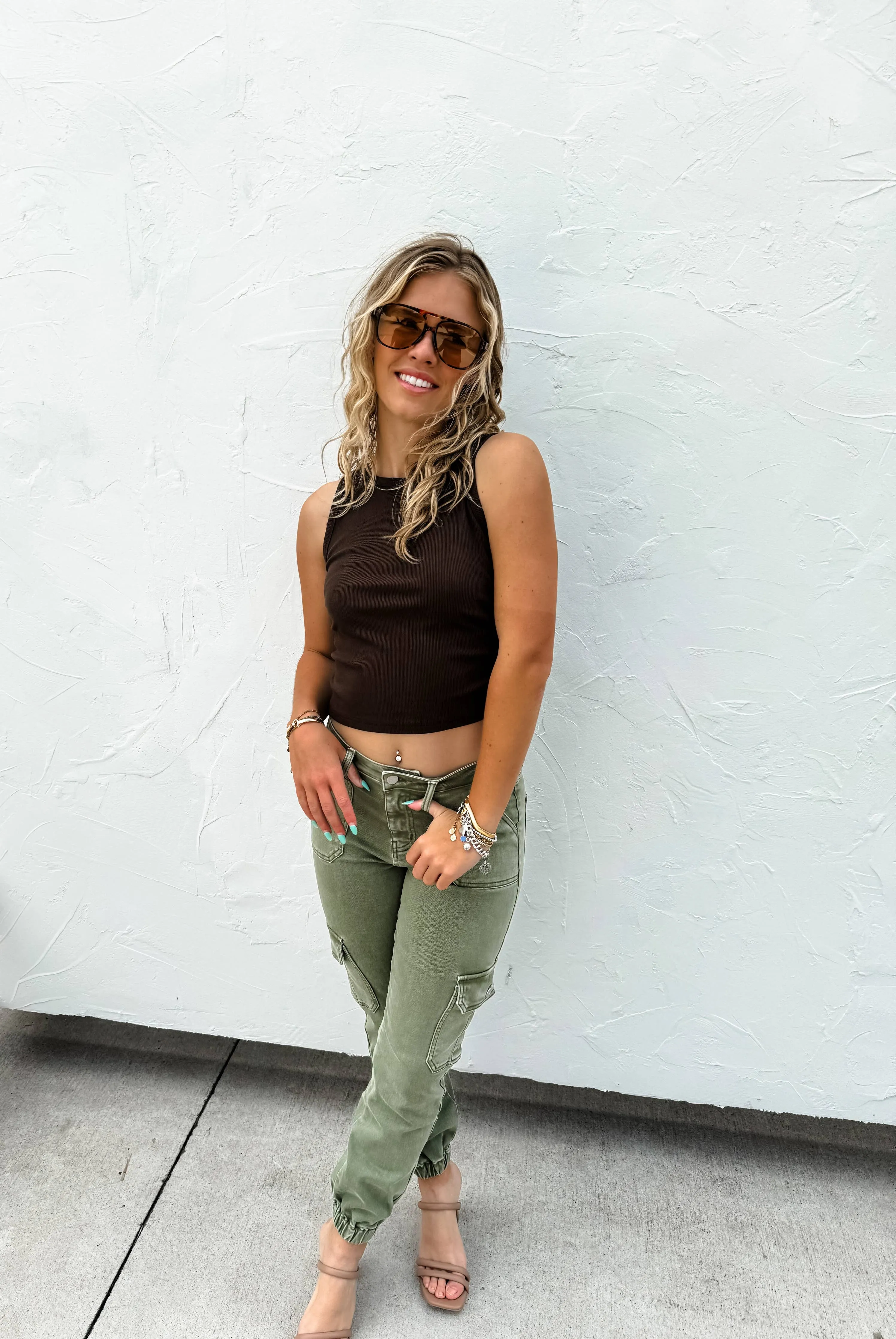 QUINN CARGO JOGGERS: OLIVE