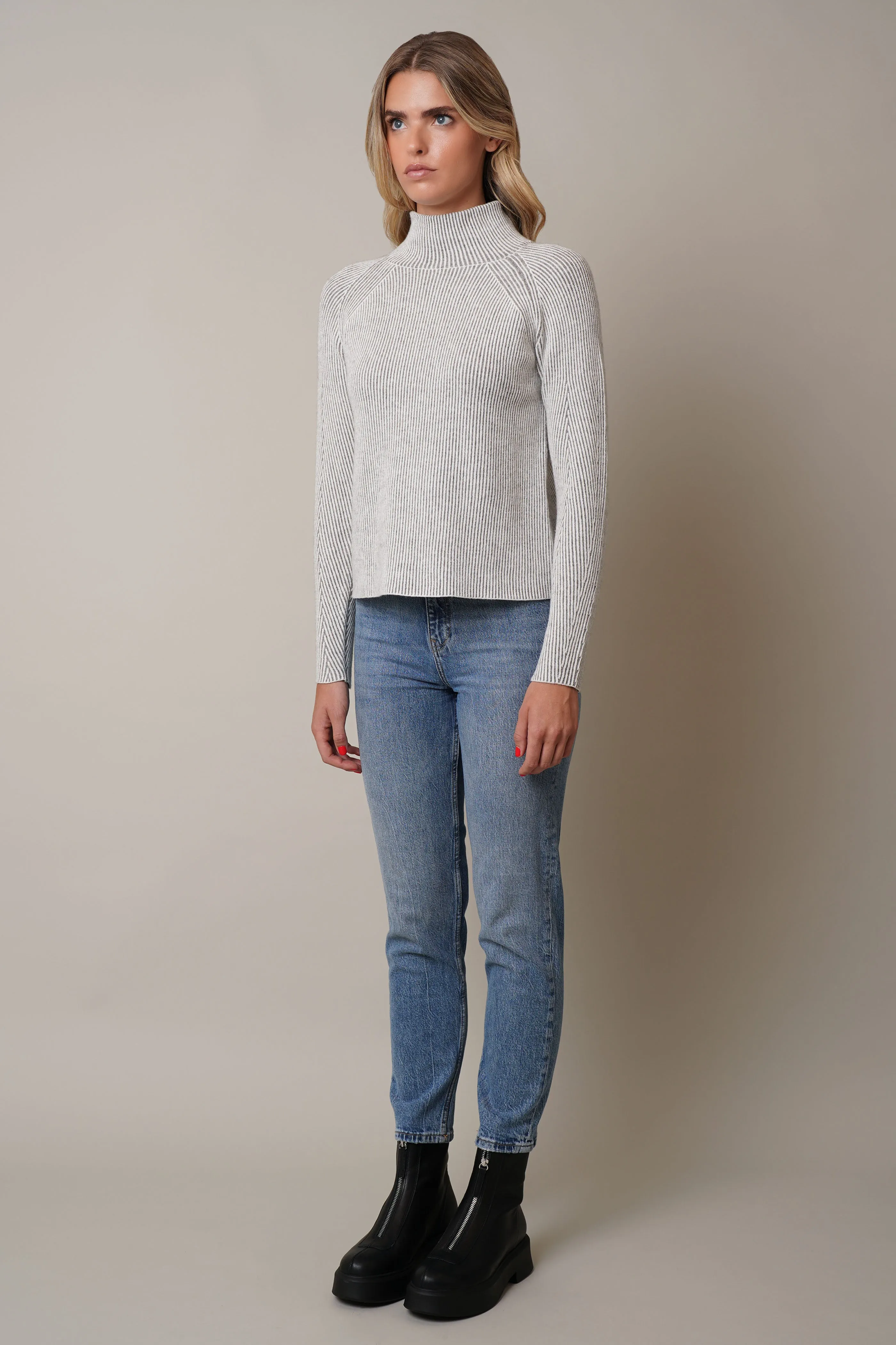Ribbed Turtle Neck Pullover Sweater