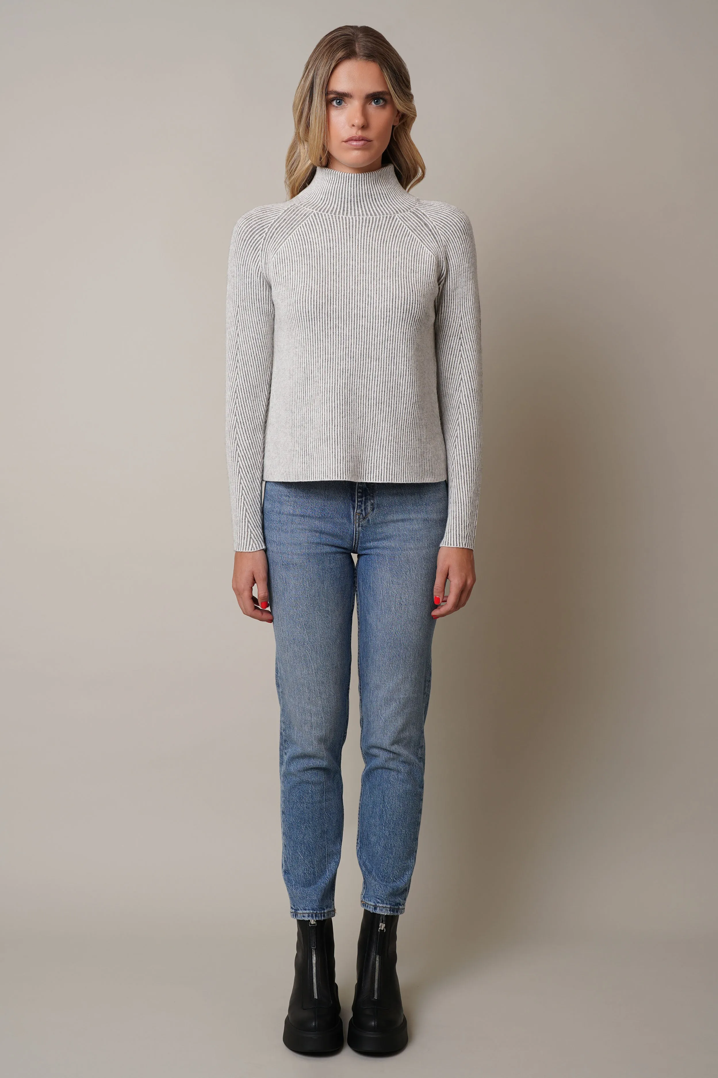 Ribbed Turtle Neck Pullover Sweater
