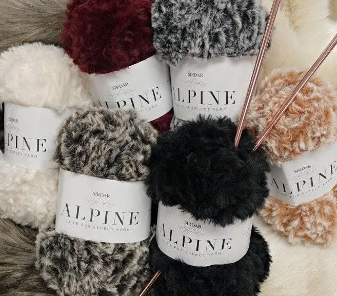 Sirdar Alpine Super Chunky & Supersoft Aran Pattern 8205 - Accessories
